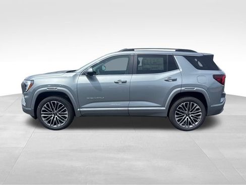 New 2026 GMC Terrain Denali AWD/4WD image 2
