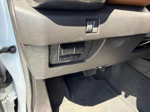 Used 2024 GMC Canyon AT4 w/ AT4 Premium Package image 20