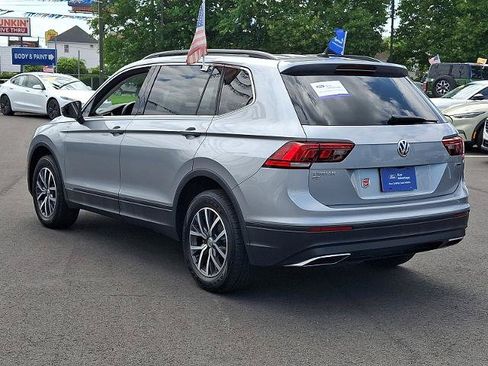 Used 2019 Volkswagen Tiguan SE AWD/4WD image 4