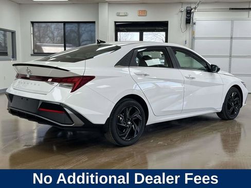 New 2026 Hyundai Elantra SEL Sport Premium FWD image 5