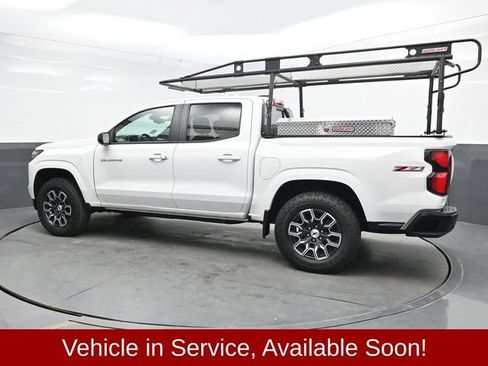 Used 2024 Chevrolet Colorado Z71 w/ Advanced Trailering Package AWD/4WD image 4