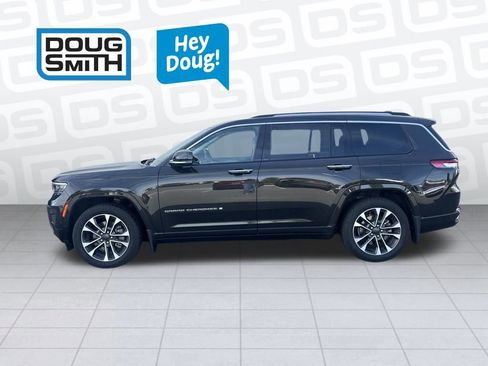 Certified 2022 Jeep Grand Cherokee L Overland w/ Advanced Protech Group III AWD/4WD image 3