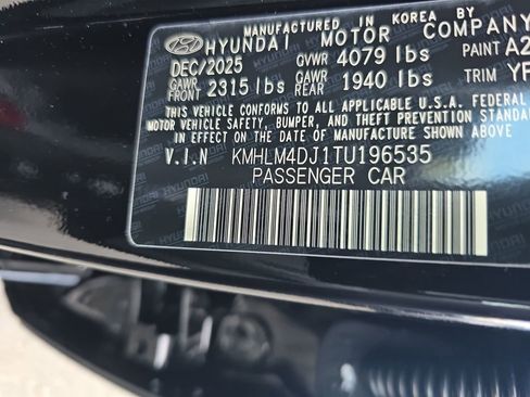 New 2026 Hyundai Elantra Blue image 32