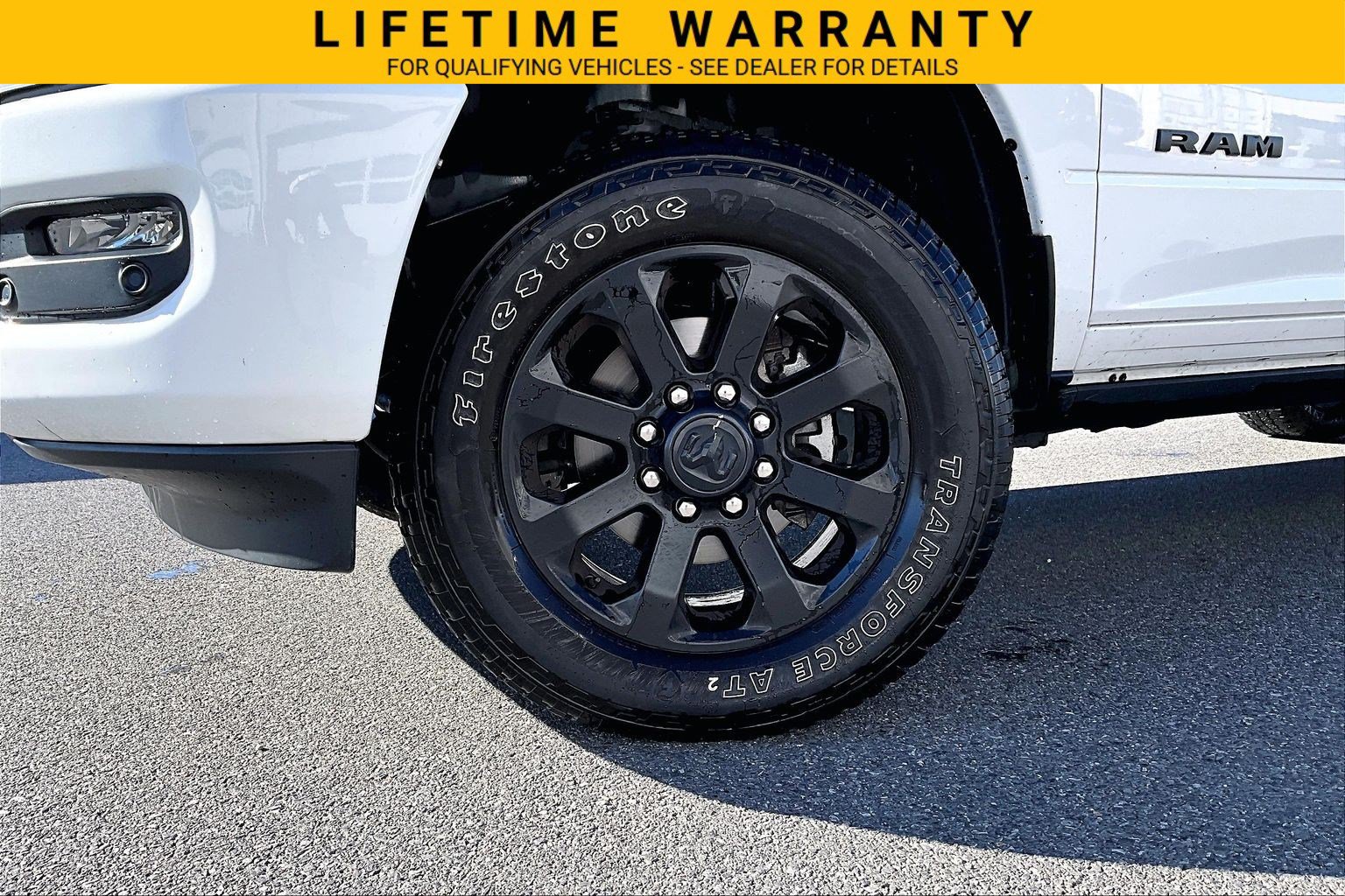 Used 2025 RAM 2500 Laramie AWD/4WD image 4