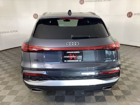 Certified 2025 Audi Q5 Premium Plus w/ Premium Plus image 5