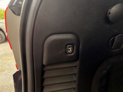 Used 2012 Jeep Grand Cherokee Laredo RWD image 7