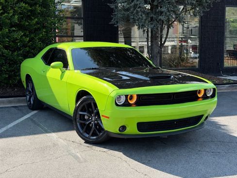 Used 2023 Dodge Challenger SXT w/ Blacktop Package RWD image 7