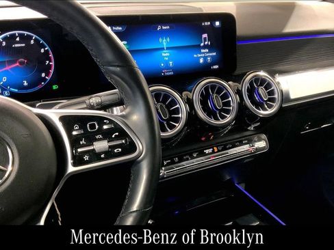 Certified 2023 Mercedes-Benz GLB 250 4MATIC image 8