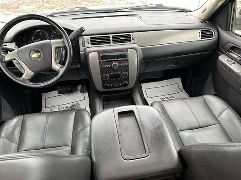 Used 2011 Chevrolet Avalanche LT w/ Suspension Package, Off-Road image 18