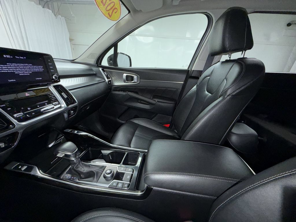 Used 2022 Kia Sorento SX FWD image 22