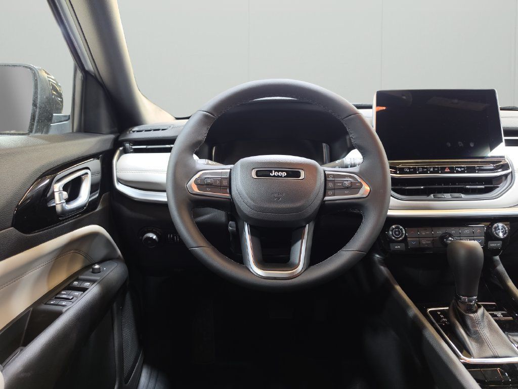 New 2026 Jeep Compass Limited AWD/4WD image 17