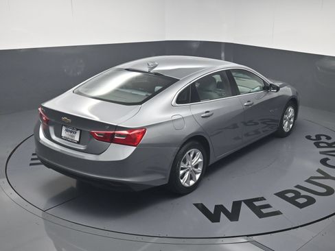 Used 2024 Chevrolet Malibu LT FWD image 35