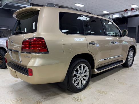 Used 2009 Lexus LX 570 4WD image 8