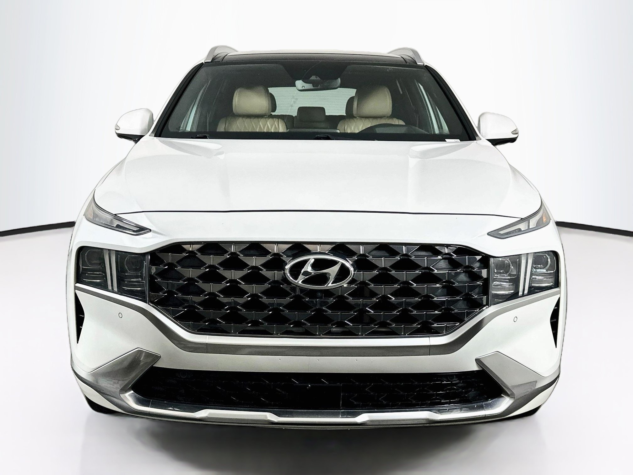 Used 2021 Hyundai Santa Fe Calligraphy AWD/4WD image 2