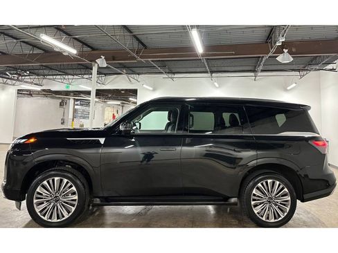 Used 2025 INFINITI QX80 Sensory AWD/4WD image 8