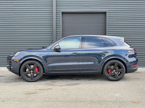 New 2026 Porsche Cayenne S AWD/4WD image 2
