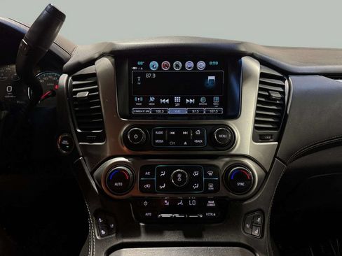 Used 2017 Chevrolet Suburban Premier AWD/4WD image 7