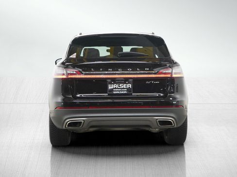 Used 2019 Lincoln Nautilus Black Label AWD/4WD image 4