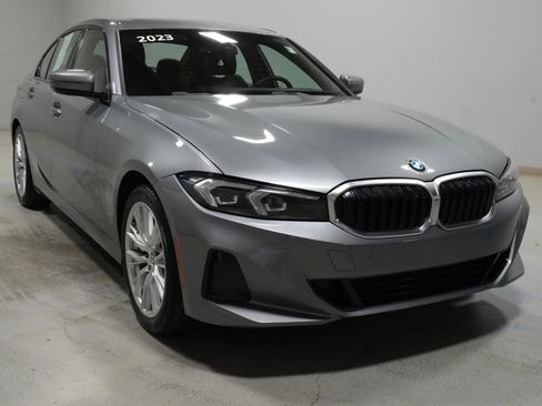 Used 2023 BMW 330i 330i w/ Driving Assistance Package image 14