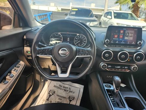 Used 2021 Nissan Sentra SV FWD image 22