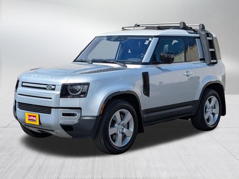Used 2021 Land Rover Defender 90 First Edition AWD/4WD image 3