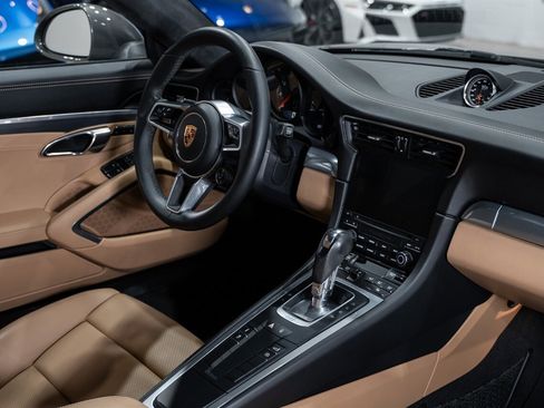 Used 2018 Porsche 911 Carrera RWD image 53