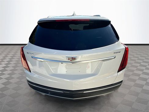 Used 2024 Cadillac XT5 Premium Luxury image 7