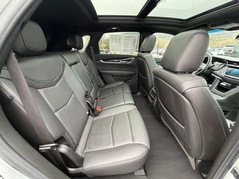 Certified 2020 Cadillac XT5 Premium Luxury AWD/4WD image 37
