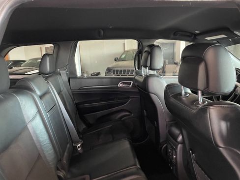 Used 2022 Jeep Grand Cherokee Laredo X image 24