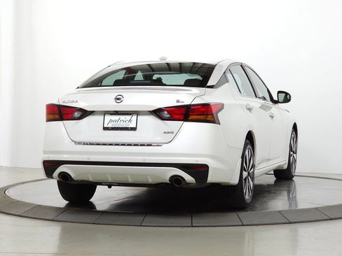 Used 2021 Nissan Altima 2.5 SL AWD/4WD image 9