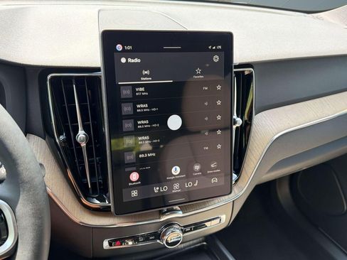 New 2026 Volvo XC60 B5 Plus w/ Climate Package image 22