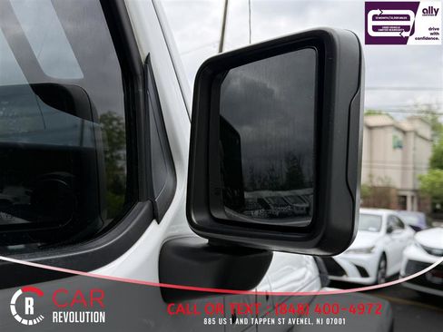 Used 2022 Jeep Gladiator Overland w/ Cold Weather Group AWD/4WD image 39