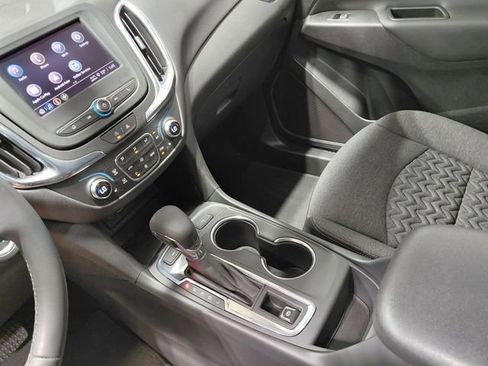 Used 2024 Chevrolet Equinox LT AWD/4WD image 24