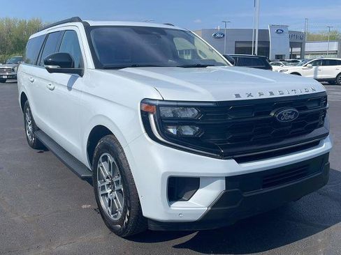 Certified 2025 Ford Expedition Max Active AWD/4WD image 7