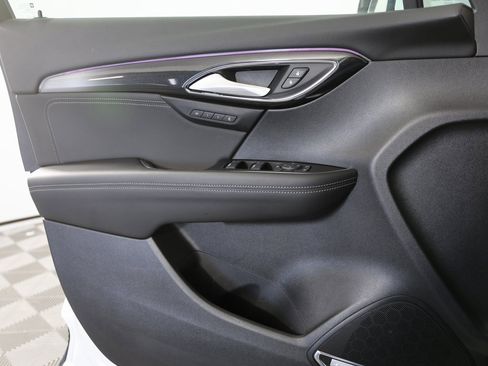 Used 2025 Buick Envision Preferred image 29