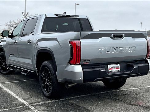 Used 2025 Toyota Tundra Limited image 11