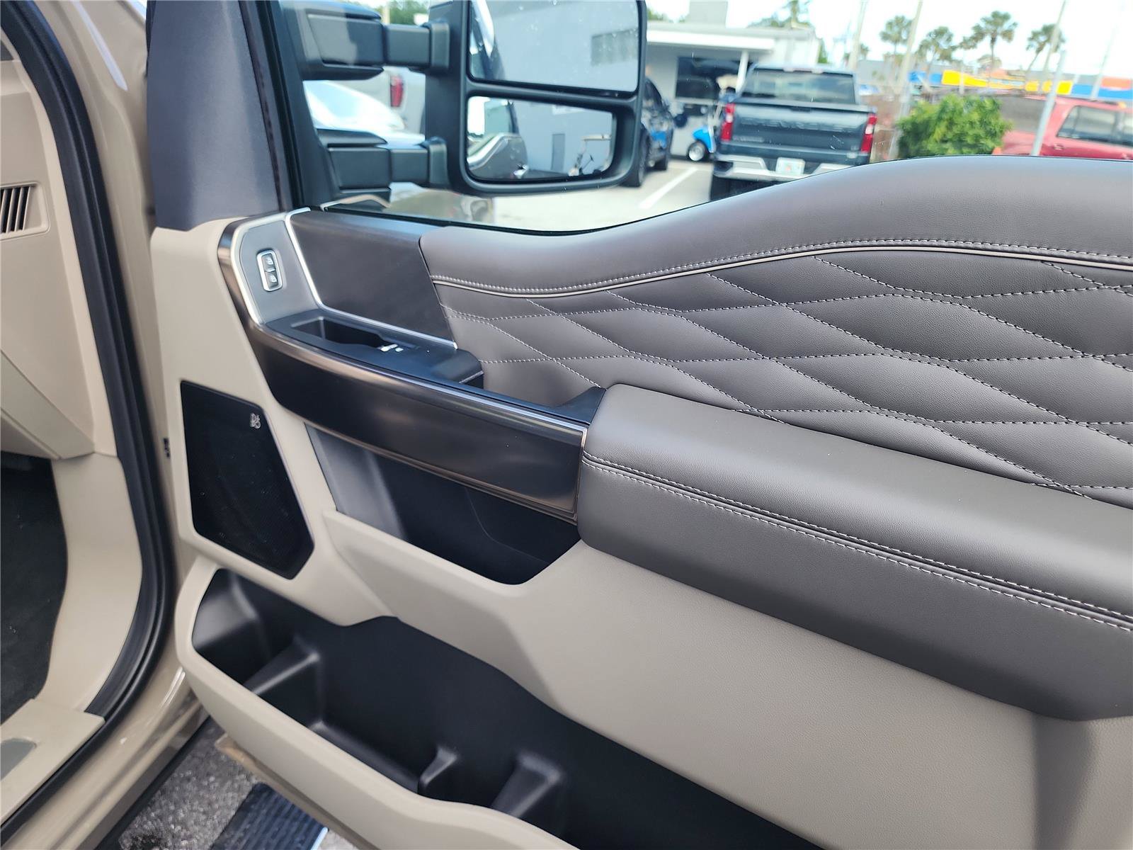 New 2026 Ford F250 Platinum w/ Platinum Plus Package AWD/4WD image 29