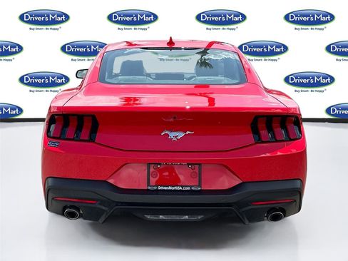 Used 2026 Ford Mustang Premium RWD image 6