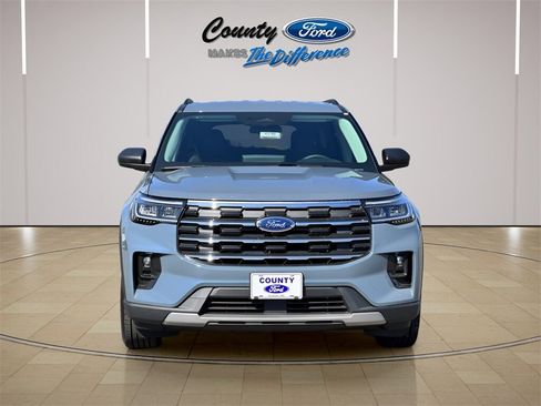 New 2025 Ford Explorer Active w/ Active Comfort Package image 12
