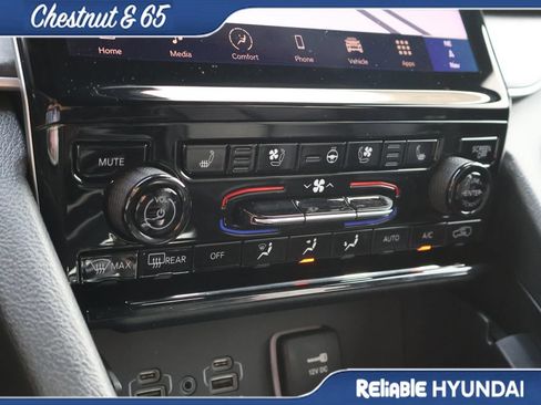 Used 2024 Jeep Grand Cherokee Limited 4xe AWD/4WD image 38