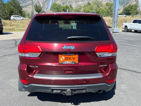 Used 2017 Jeep Grand Cherokee Limited AWD/4WD image 10