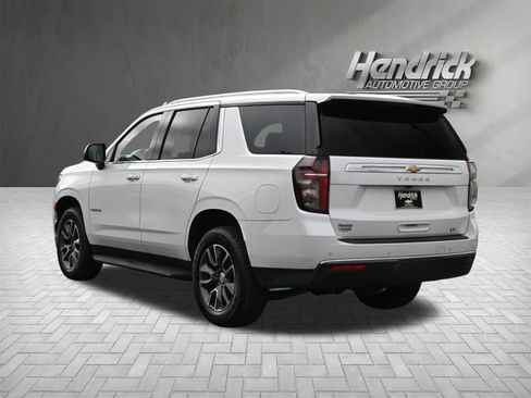 Used 2021 Chevrolet Tahoe LT w/ LT Signature Package image 9
