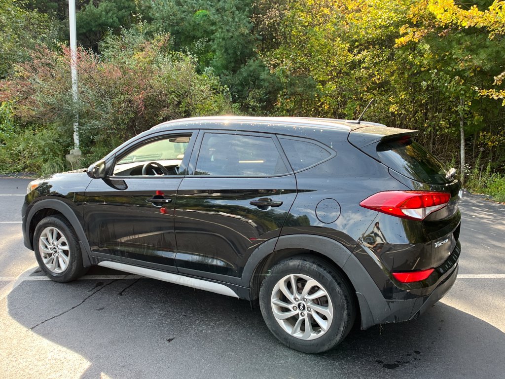 Used 2017 Hyundai Tucson SE w/ SE Popular Package 02 AWD/4WD image 33