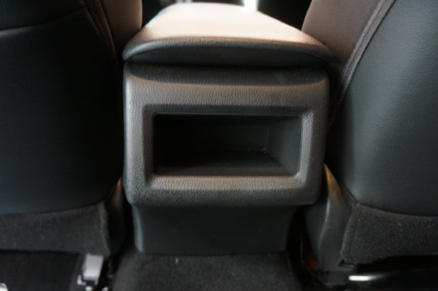 Used 2020 Toyota Camry SE FWD image 34