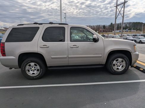 Used 2007 Chevrolet Tahoe LT w/ LT Preferred Equipment Group image 8