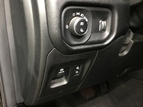 Used 2022 RAM 1500 Big Horn image 9