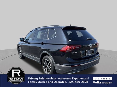 Used 2021 Volkswagen Tiguan SE w/ Panoramic Sunroof Package AWD/4WD image 7