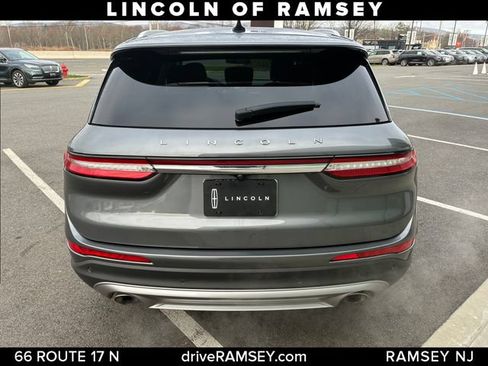 Used 2022 Lincoln Corsair AWD w/ Equipment Group 101A image 4