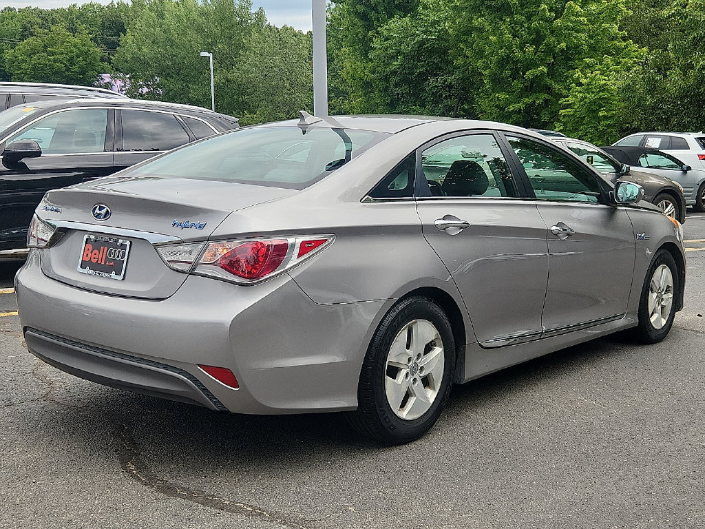 Used 2011 Hyundai Sonata Hybrid FWD image 11