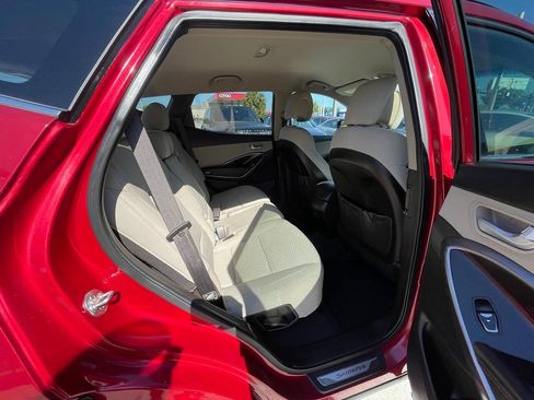 Used 2017 Hyundai Santa Fe Sport FWD image 8